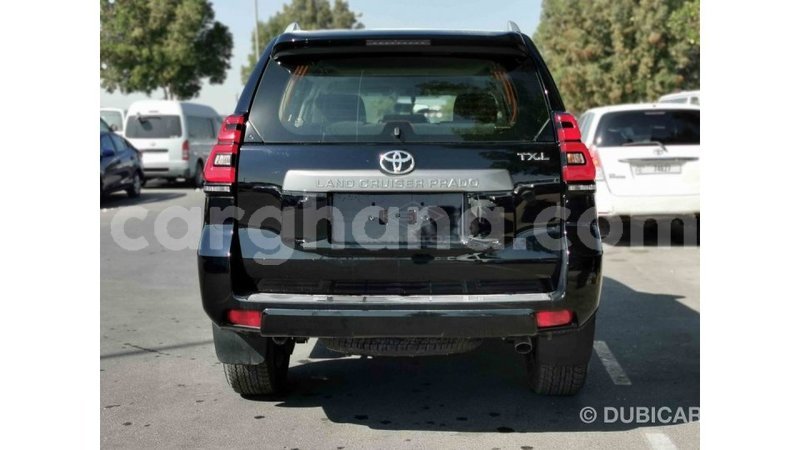 Big with watermark toyota prado ashanti import dubai 18058