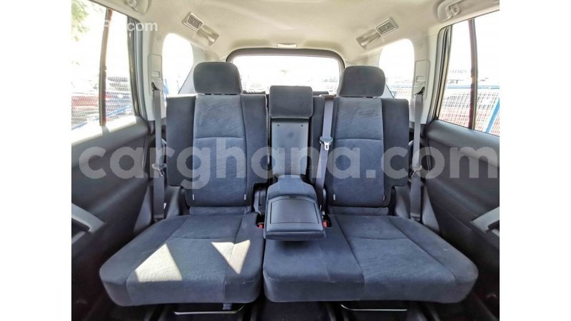 Big with watermark toyota prado ashanti import dubai 18058