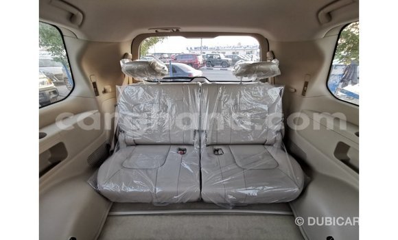 Sayi Imported Toyota Land Cruiser White Mota in Import - Dubai a Ashanti Sayi Imported Toyota Land Cruiser White Mota in Import - Dubai a Ashanti