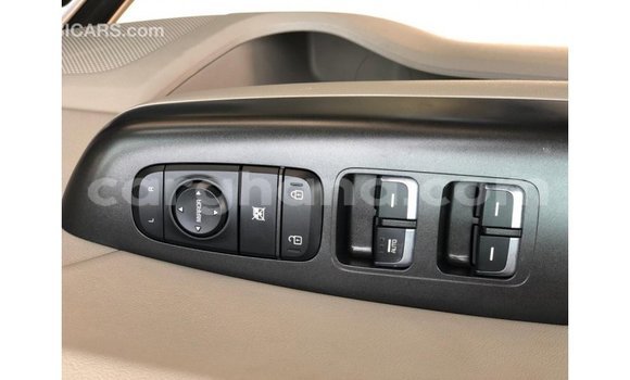 Ra Imported Kia Sportage Miiran Ọkọ̀ in Import - Dubai ni Ashanti Ra Imported Kia Sportage Miiran Ọkọ̀ in Import - Dubai ni Ashanti