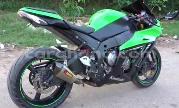 Buy Used Kawasaki Ninja ZX-10R Green Bike in Ada Foah in Greater Accra