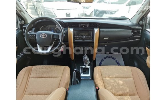 Buy Import Toyota Fortuner White Car in Import - Dubai in Ashanti Buy Import Toyota Fortuner White Car in Import - Dubai in Ashanti