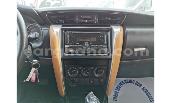 Buy Import Toyota Fortuner White Car in Import - Dubai in Ashanti Buy Import Toyota Fortuner White Car in Import - Dubai in Ashanti