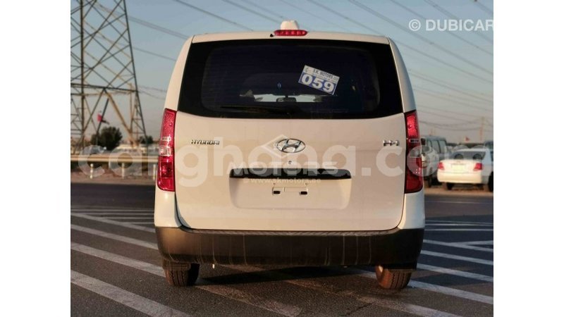 Big with watermark hyundai accent ashanti import dubai 18108