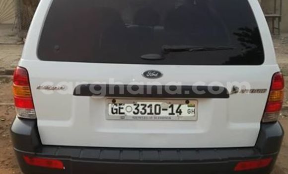 Sayi Na hannu Ford Escape White Mota in Accra a Greater Accra Sayi Na hannu Ford Escape White Mota in Accra a Greater Accra