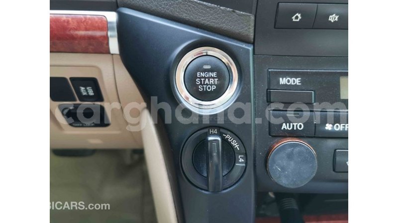 Big with watermark toyota land cruiser ashanti import dubai 18123