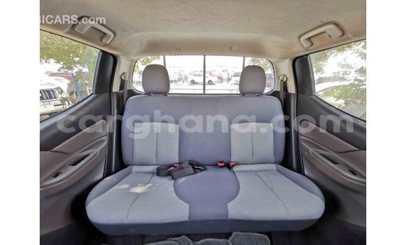 Ra Imported Mitsubishi L200 funfun Ọkọ̀ in Import - Dubai ni Ashanti Ra Imported Mitsubishi L200 funfun Ọkọ̀ in Import - Dubai ni Ashanti