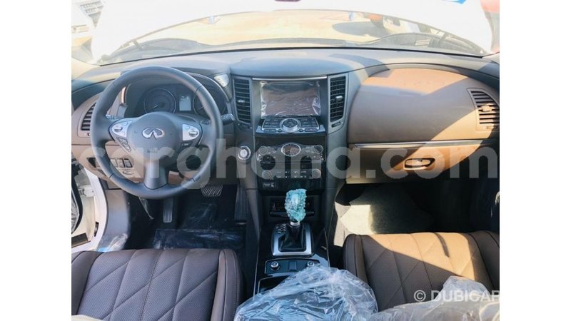 Big with watermark infiniti q ashanti import dubai 18125