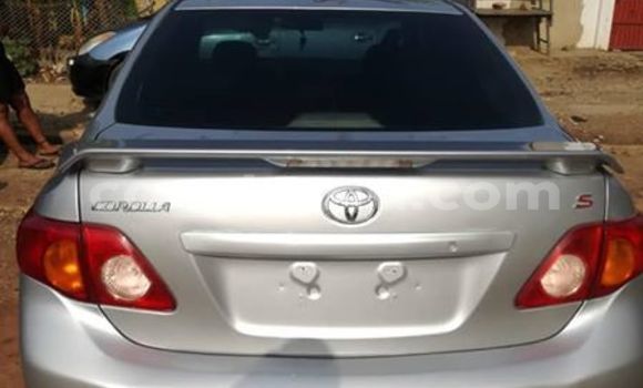 Sayi Na hannu Toyota Corolla Azurfa Mota in Accra a Greater Accra Sayi Na hannu Toyota Corolla Azurfa Mota in Accra a Greater Accra