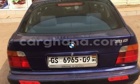 Sayi Na hannu BMW 3–Series Blue Mota in Accra a Greater Accra Sayi Na hannu BMW 3–Series Blue Mota in Accra a Greater Accra
