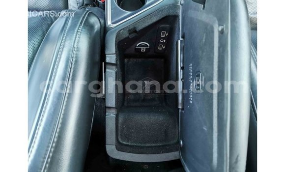 Sayi Imported Dodge Challenger White Mota in Import - Dubai a Ashanti Sayi Imported Dodge Challenger White Mota in Import - Dubai a Ashanti