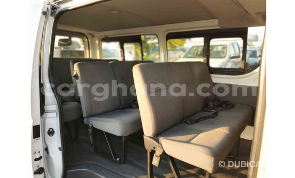 Sayi Imported Toyota Hiace White Mota in Import - Dubai a Ashanti Sayi Imported Toyota Hiace White Mota in Import - Dubai a Ashanti