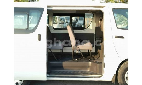 Sayi Imported Toyota Hiace White Mota in Import - Dubai a Ashanti Sayi Imported Toyota Hiace White Mota in Import - Dubai a Ashanti