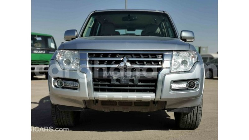 Big with watermark mitsubishi pajero ashanti import dubai 18164