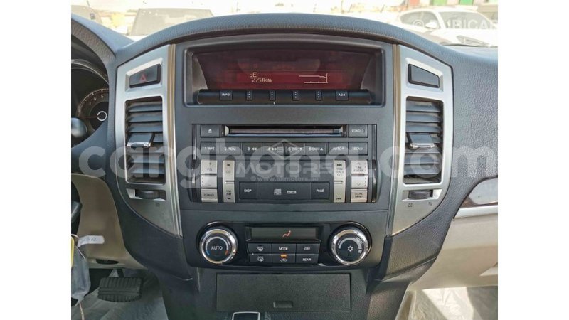 Big with watermark mitsubishi pajero ashanti import dubai 18164