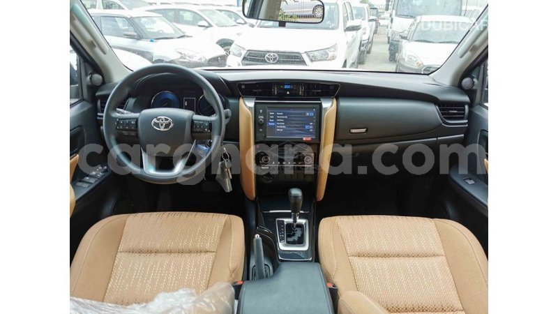 Big with watermark toyota fortuner ashanti import dubai 18188