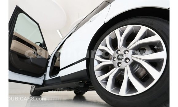 Ra Imported Land Rover Range Rover funfun Ọkọ̀ in Import - Dubai ni Ashanti Ra Imported Land Rover Range Rover funfun Ọkọ̀ in Import - Dubai ni Ashanti