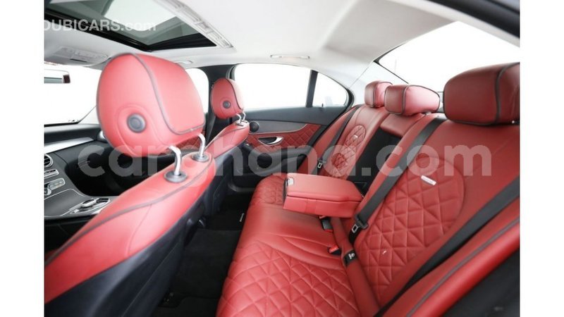 Big with watermark mercedes benz a200 ashanti import dubai 18197