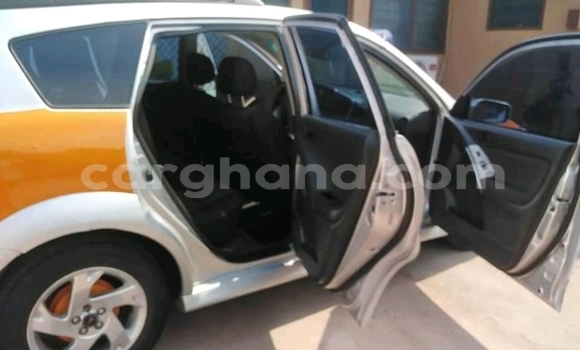 Sayi Na hannu Pontiac Vibe Sauran Mota in Dormaa a Brong-Ahafo