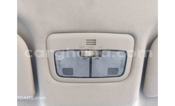 Sayi Imported Toyota Yaris White Mota in Import - Dubai a Ashanti Sayi Imported Toyota Yaris White Mota in Import - Dubai a Ashanti