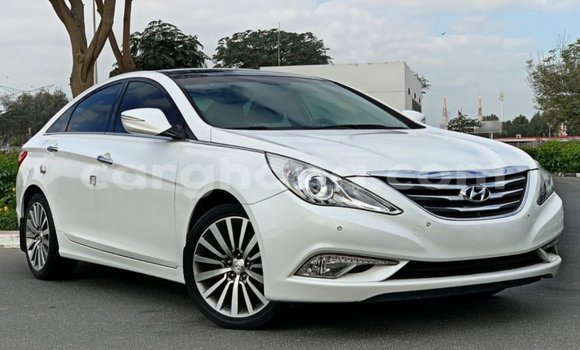 Buy Import Hyundai Sonata White Car in Import - Dubai in Ashanti Buy Import Hyundai Sonata White Car in Import - Dubai in Ashanti