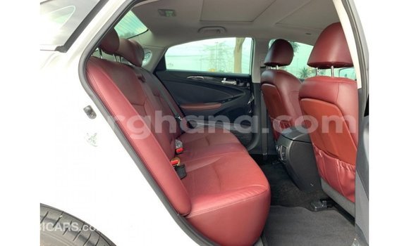 Buy Import Hyundai Sonata White Car in Import - Dubai in Ashanti Buy Import Hyundai Sonata White Car in Import - Dubai in Ashanti