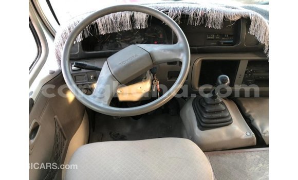 Buy Import Toyota Coaster White Car in Import - Dubai in Ashanti Buy Import Toyota Coaster White Car in Import - Dubai in Ashanti