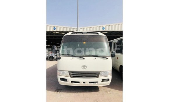 Sayi Imported Toyota Coaster White Mota in Import - Dubai a Ashanti Sayi Imported Toyota Coaster White Mota in Import - Dubai a Ashanti