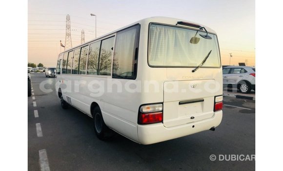 Ra Imported Toyota Coaster funfun Ọkọ̀ in Import - Dubai ni Ashanti Ra Imported Toyota Coaster funfun Ọkọ̀ in Import - Dubai ni Ashanti