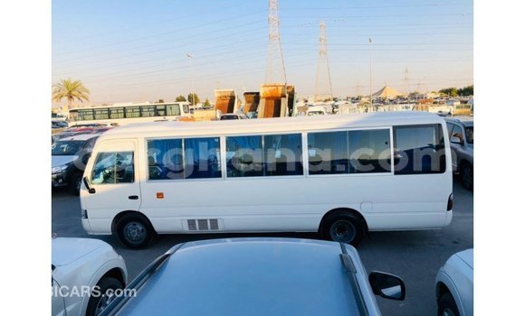 Buy Import Toyota Coaster White Car in Import - Dubai in Ashanti Buy Import Toyota Coaster White Car in Import - Dubai in Ashanti
