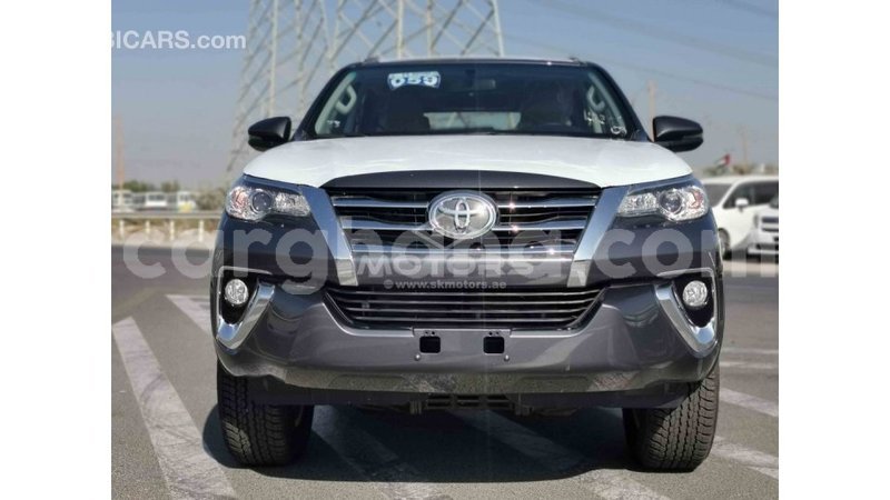 Big with watermark toyota fortuner ashanti import dubai 18259