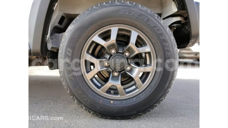 Big with watermark suzuki crv ashanti import dubai 18280