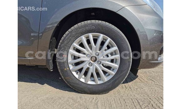 Ra Imported Suzuki Dzire Miiran Mọto in Import - Dubai ni Ashanti Ra Imported Suzuki Dzire Miiran Mọto in Import - Dubai ni Ashanti