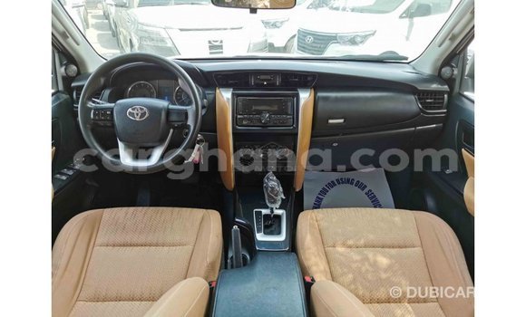 Ra Imported Toyota Fortuner funfun Ọkọ̀ in Import - Dubai ni Ashanti Ra Imported Toyota Fortuner funfun Ọkọ̀ in Import - Dubai ni Ashanti