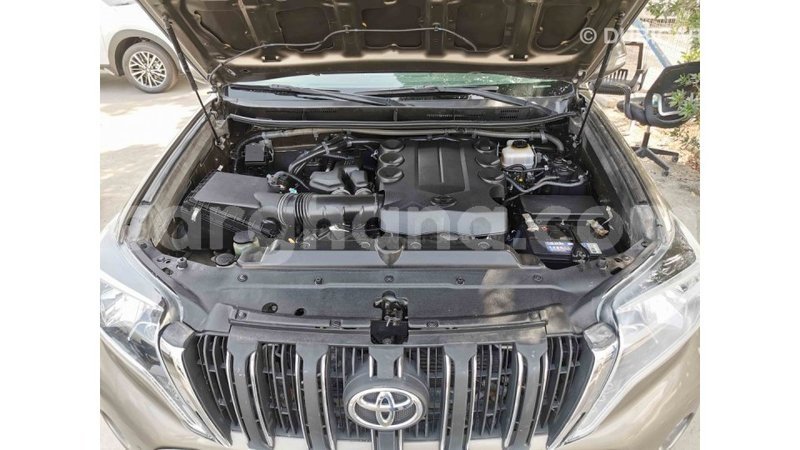 Big with watermark toyota prado ashanti import dubai 18313