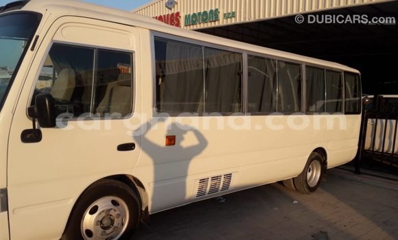 Sayi Imported Toyota Coaster White Mota in Import - Dubai a Ashanti Sayi Imported Toyota Coaster White Mota in Import - Dubai a Ashanti