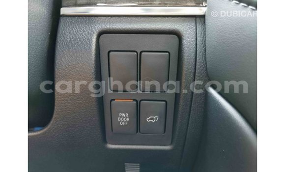 Ra Imported Toyota Land Cruiser funfun Ọkọ̀ in Import - Dubai ni Ashanti Ra Imported Toyota Land Cruiser funfun Ọkọ̀ in Import - Dubai ni Ashanti