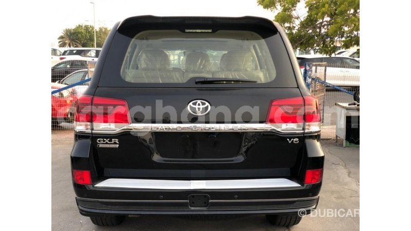 Big with watermark toyota land cruiser ashanti import dubai 18326