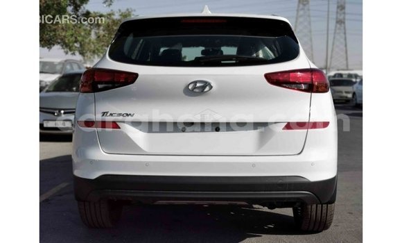 Ra Imported Hyundai Tucson funfun Ọkọ̀ in Import - Dubai ni Ashanti Ra Imported Hyundai Tucson funfun Ọkọ̀ in Import - Dubai ni Ashanti