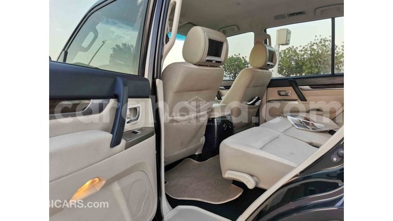 Big with watermark mitsubishi pajero ashanti import dubai 18347