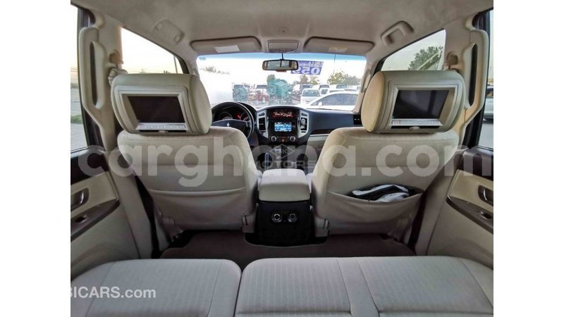 Big with watermark mitsubishi pajero ashanti import dubai 18347