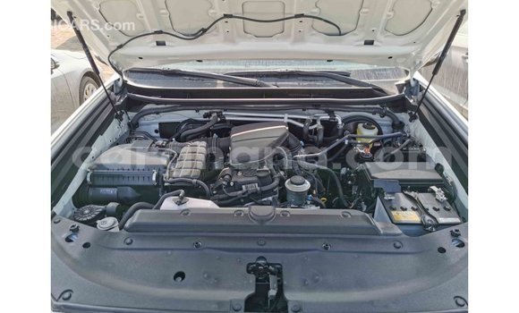 Buy Import Toyota Prado White Car in Import - Dubai in Ashanti Buy Import Toyota Prado White Car in Import - Dubai in Ashanti