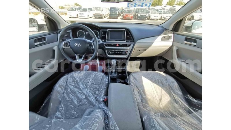 Big with watermark hyundai santa fe ashanti import dubai 18358