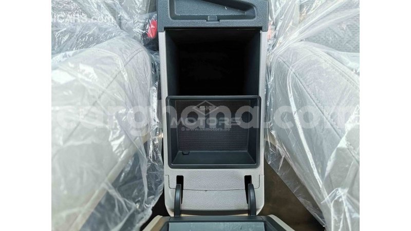 Big with watermark hyundai santa fe ashanti import dubai 18358