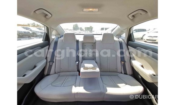 Sayi Imported Hyundai Santa Fe White Mota in Import - Dubai a Ashanti Sayi Imported Hyundai Santa Fe White Mota in Import - Dubai a Ashanti