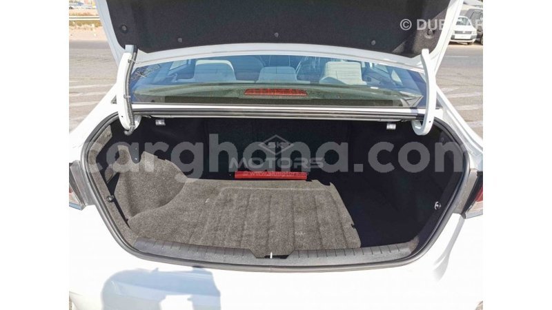 Big with watermark hyundai santa fe ashanti import dubai 18358