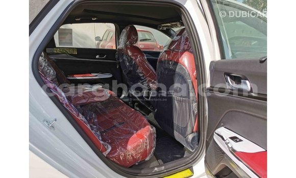 Sayi Imported Kia K5 White Mota in Import - Dubai a Ashanti Sayi Imported Kia K5 White Mota in Import - Dubai a Ashanti