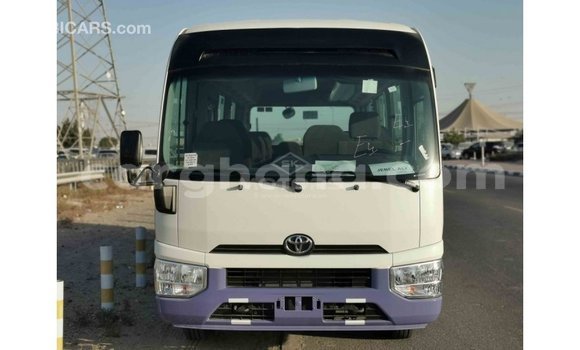 Sayi Imported Toyota Coaster White Mota in Import - Dubai a Ashanti Sayi Imported Toyota Coaster White Mota in Import - Dubai a Ashanti
