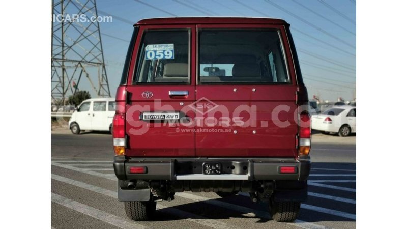 Big with watermark toyota land cruiser ashanti import dubai 18390