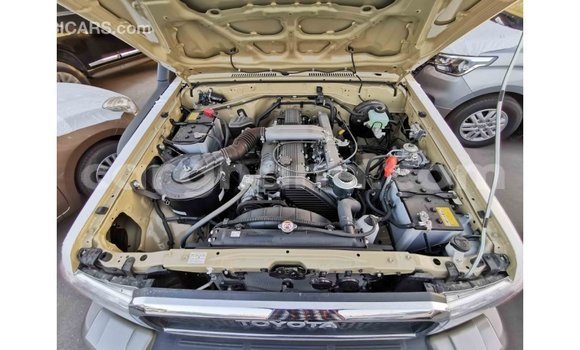 Sayi Imported Toyota Land Cruiser M Mota in Import - Dubai a Ashanti Sayi Imported Toyota Land Cruiser M Mota in Import - Dubai a Ashanti